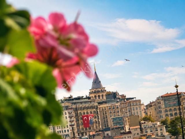 Sahibinden Galata Kulesi Manzarasıyla Eşsiz Bir Yaşam | Tarihin Kalbinde | Tersane İstanbul’a 8 10 Dk