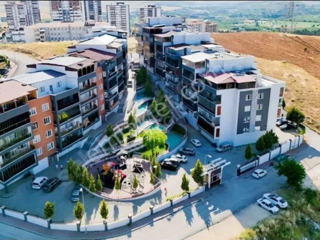 Sahibinden Gaziantep, Şahinbey, Beştepe Mahallesi'nde Yer Alan 135 M² Brüt, 115 M² Net Kullanım Alanına Sahip 2
