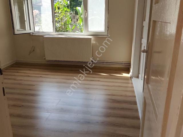 Sahibinden Gerze Merkezde Kiralık Bahçe Katı