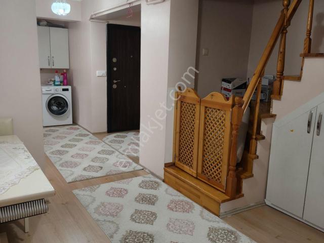 Sahibinden Geyve Tepecikler Mahallesinde Merkezi Konumda 5+1 Dubleks Daire