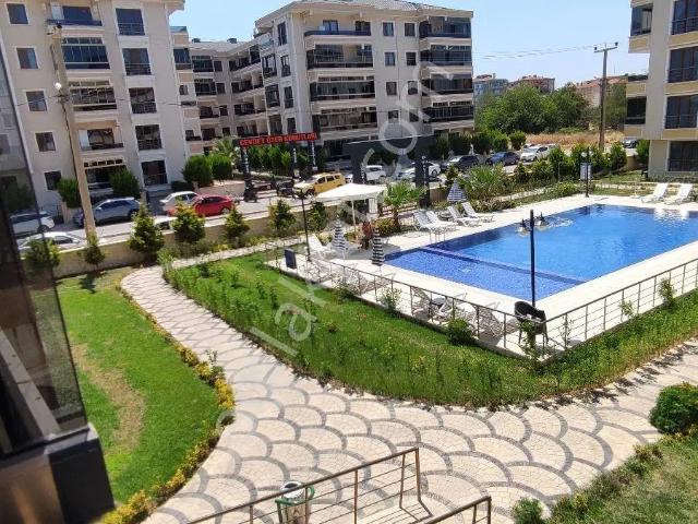 Sahibinden Havuzlu Sitede 3+1 Daire