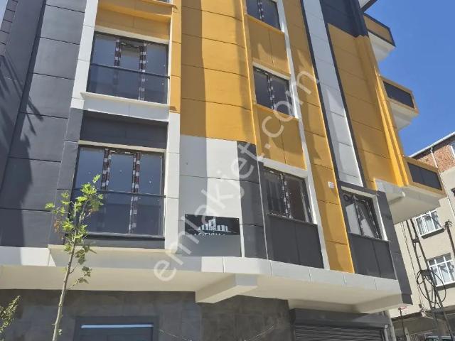Sahibinden İslambey Mahallesi Süper Konumda 1.kat Y.giriş 2+1