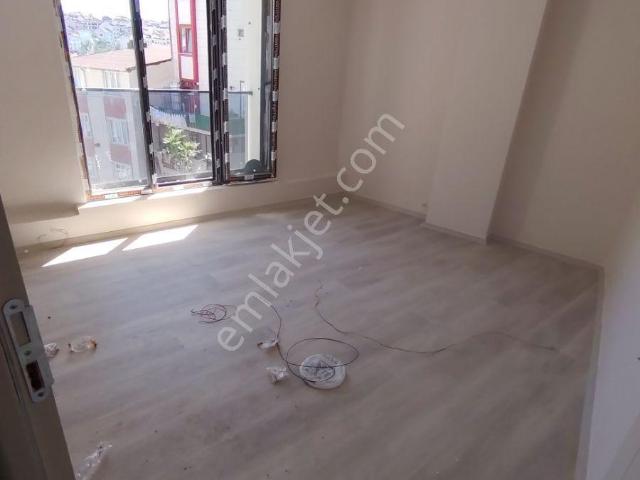 Sahibinden İslambey Mahallesi Süper Konumda 1.kat Y.giriş 2+1