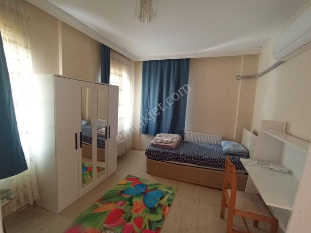 Sahibinden İznik Merkezde 4+1 Oğrenci Kiralık Klimalı Mobilyalı Daire