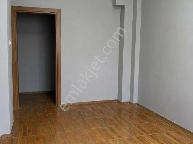 Sahibinden Acil Satılık 2+1 | 90 M² | Merkezi Konum | Kendine Ait Bahçe Alanı
