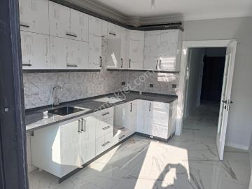 Sahibinden Kapalı Otoparklı Geniş Ferah Ve Konforlu Daire