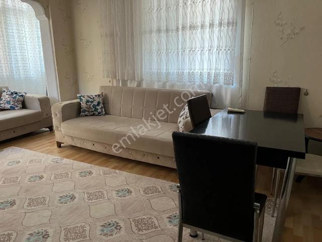 Sahibinden Kavaklı Jandarma Yakını 1+1 Esyalı Daire