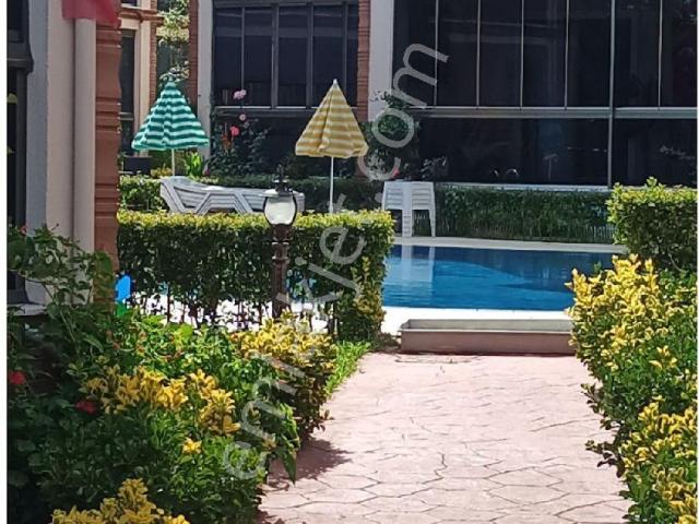 Sahibinden Kerpe Sahilinde Havuzlu Site İçi Denize 200mt eşyalı ferah 1+1