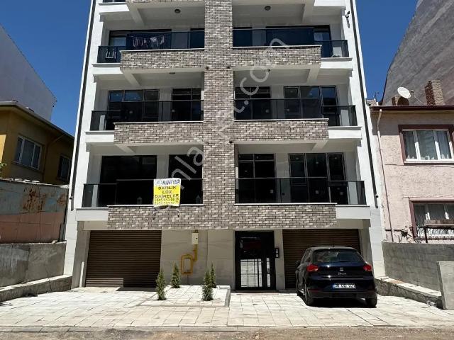 Sahibinden Kiralık 125 M2, Ön Bahçeli, Çift Balkonlu, E.banyolu, Giy.odalı,kilerli Lüks 2+1 Daire