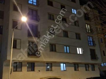 Sahibinden Kiralık Tavuklukta Merkezi Konumda 3+1 Ara Kat Daire