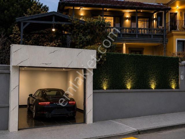Sahibinden Koşuyolunda Nadir Bulunan Çift Cepheli Bahçeli Müstakil Villa