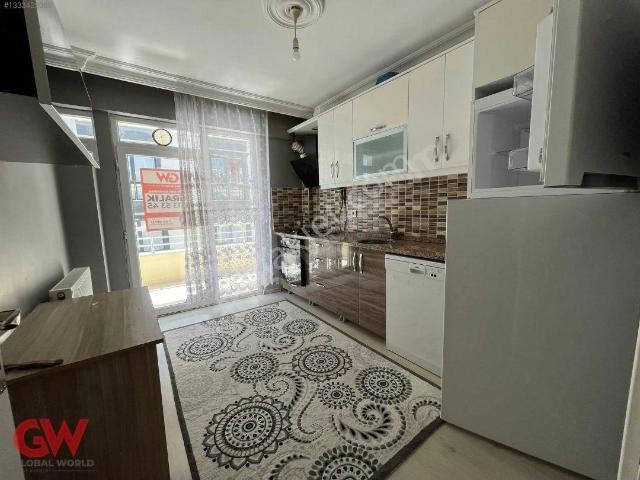 Sahibinden Komisyonsuz, Yeni Eşyalı Temiz Aile,ara Kat Dairesi