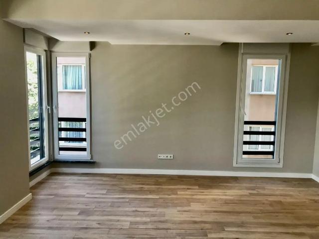 Sahibinden Kozyatağında Sıfır 90m2 Oturuma Hazır 2+1 Daire