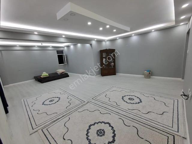 Sahibinden Karadeniz Ereğli Satılık 3+1 Geniş Bahçe Katı Daire