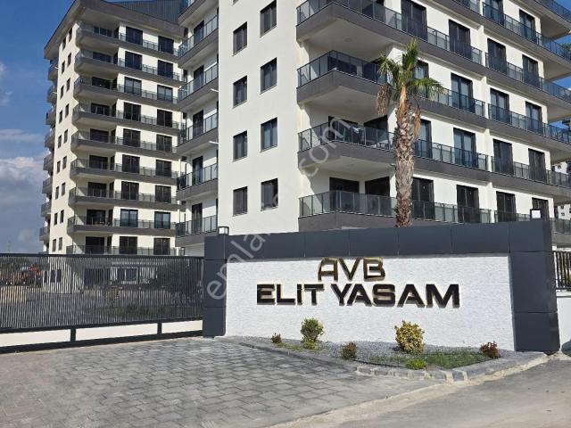 Sahibinden Sıfır 4+1 Havuzlu Sitede