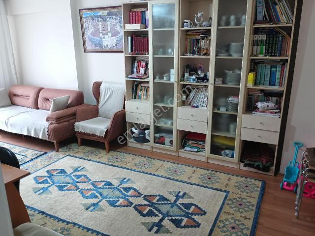 Sahibinden Sahibinden 2+1 Cadde Üstü Guney Cephe Tadilatlı Temiz Daire