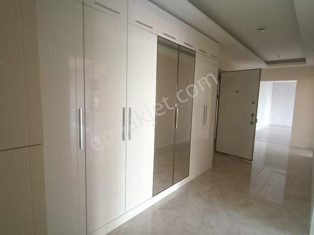 Sahibinden Sahibinden Göksu Parkı Yakını 4+1 Kiralık Daire