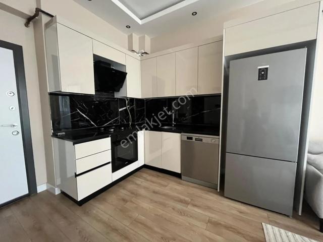 Sahibinden Sahibinden Kiralık| 1+1 Sıfır Eşyalı, Güvenlikli Site İçi Daire