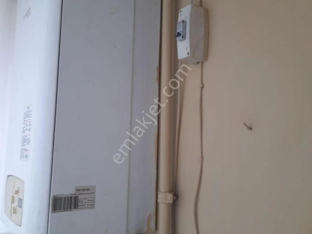 Sahibinden Sahibinden Kiralık Ü.e.arş.hst Yakını Kombili 3+1 Yeni Boya Yapıldı Temiz