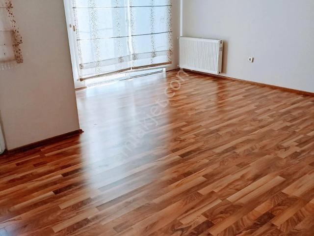 Sahibinden Sahibinden Kiralık Güney Cephe 3+1 Ara Kat Daire