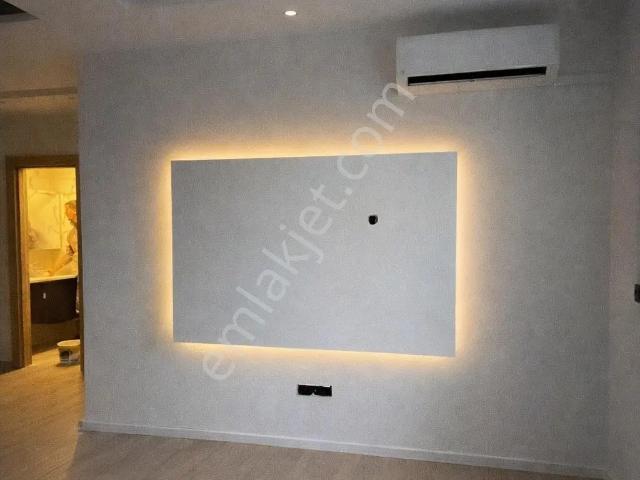 Sahibinden Erdemli Çeşmeli'de Sıfır Havuzlu Site İçi 1+1 Daire