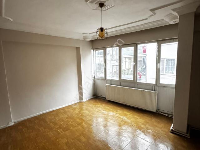 Sahibinden 14 Bin Tl Kiracılı 2+1 Doğalgazlı Yatırımlık Daire Sahile 250 Metre Mesafede