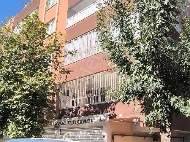 Sahibinden Sahibinden Satılık 3+1 Bahçeli Giriş Kat