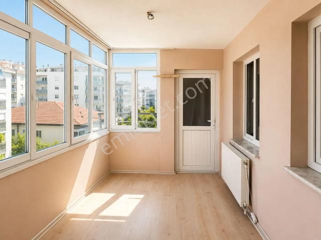 Sahibinden Sahibinden Satılık Boş Daire. İzmir bayraklı soğukkuyu