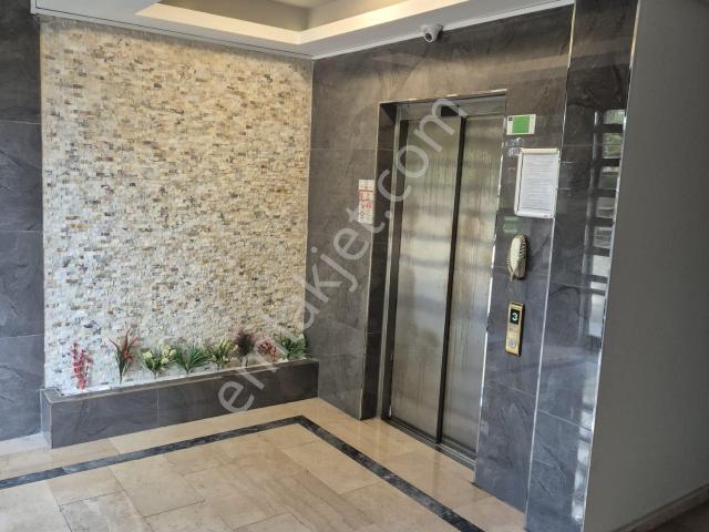 Sahibinden Sahibinden Site İçi Kapalı Otoparklı Ara Kat 4+1 Lüks Daire