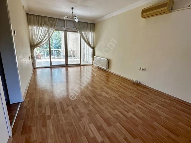 Sahibinden Sahibinden Site İçinde Kiralık Daire2+1 Giriş Kat Çok Temiz Daire