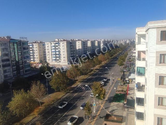 Sahibinden Sahibinden Nevruz Caddesi Üzeri 3+1 Satılık Daire