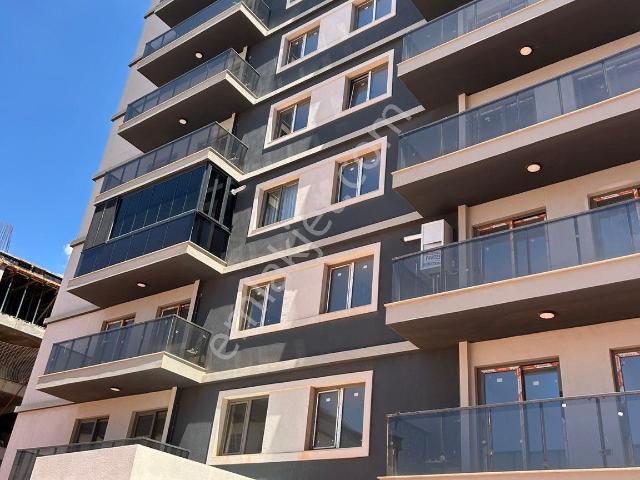 Sahibinden Sahibinden Yerden Isıtmalı Kapalı Havuzlu Sıfır Daire
