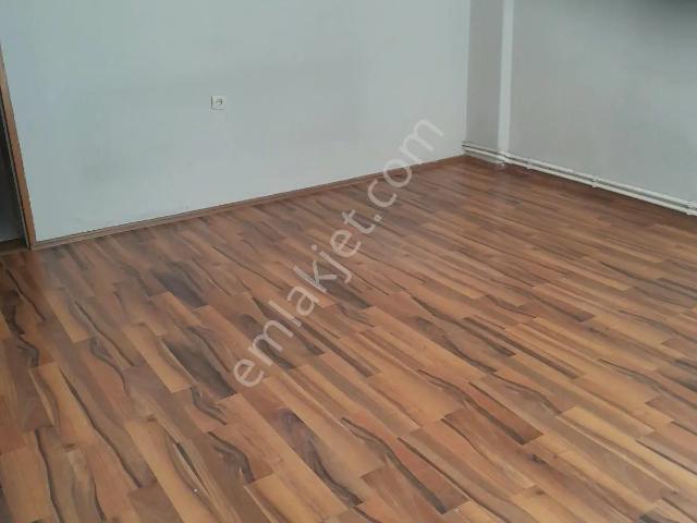 Sahibinden Sahibiden Üçyol Bahçelievlere Mah.2+1 Kiralık Daire 3 Katlı Binanın 1.katında