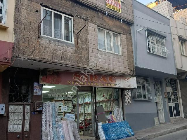 Sahibinden Satılık Müstakil Ev Karşıyakada Sobalı 3.5 Kat