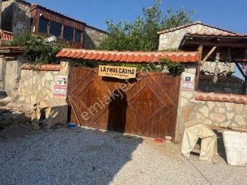 Sahibinden Serçin De Bafa Gölü Manzaralı Yeni Restore Taş Bina Latmos Castle Ve Tekne İskelesiyle Satışa Çıktı