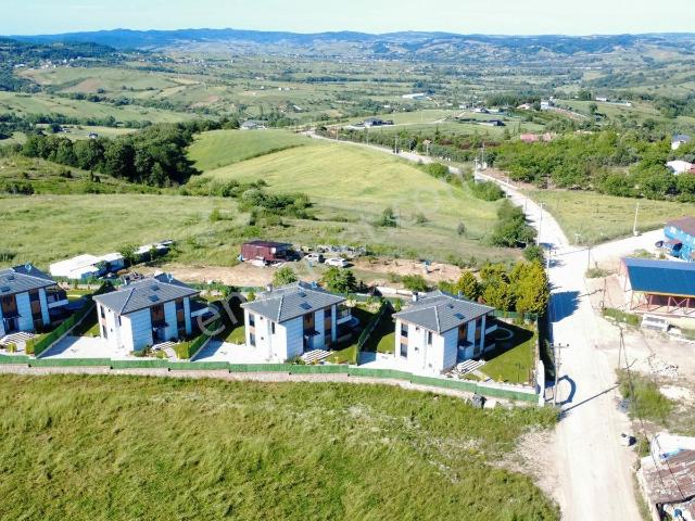 Sahibinden Sevindikli'nin Prestijli Bölgesinde Satılık 4+1 Müstakil Villa