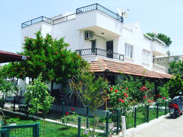 Sahibinden Sezonda Villa Deniz Kenarında Nezih Ve Huzurlu Sitede