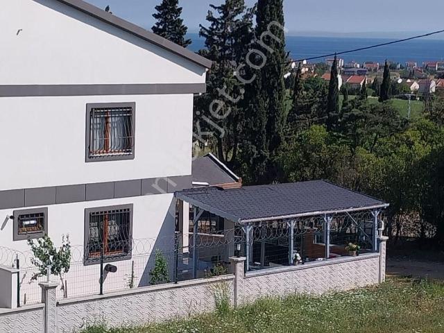 Sahibinden Silivri Balaban Önü Kapatmaz 3 Köşe 3 Kat Sahibindwn Satılık Villa