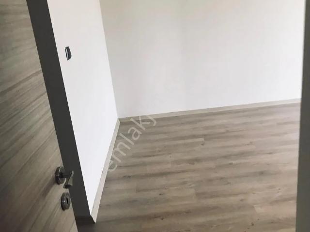 Sahibinden Türkiş'e Yakın Kiralık 3+1 2 Banyo Giyinme Odalı