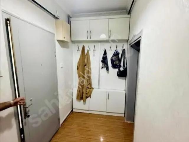 Sahibinden Takas Olur Gümüştekin Mahallesi 2+1 Kattan Bölme Doğalgazlı Balkonlu Kilerli İçi Sıfır Yapılmış