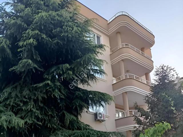 Sahibinden Trabzon Söğütlüde Deniz Kenarında 3+1 Uzun Dönem Eşyalı Kiralık Daire