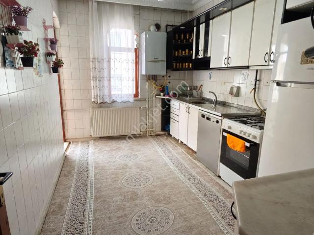 Sahibinden Ućaksvarda Arakat Doğalgazlı 3+1