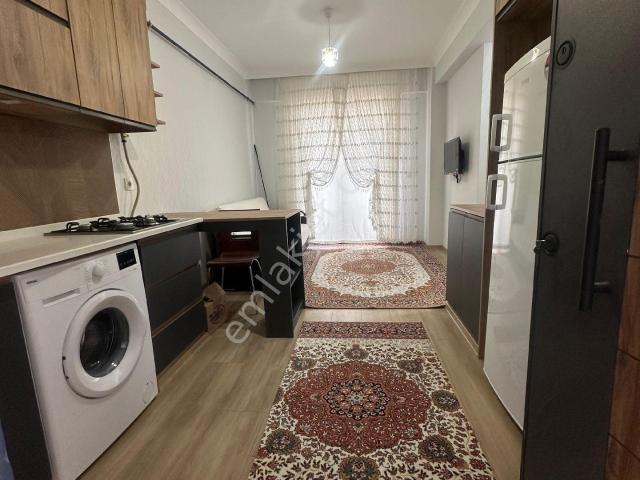 Sahibinden Üniversite Civarı Sıfır Binada Memur İçin Eşyalı Daire