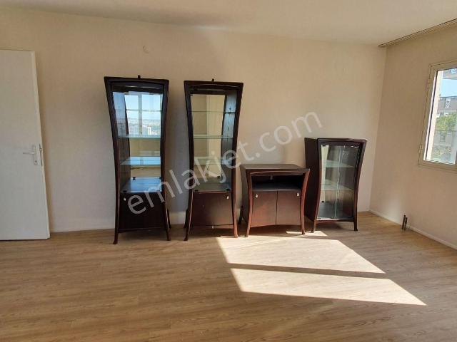 Sahibinden Üniversite Karşısı 3+1 Doğalgazlı acem Market Karşısı