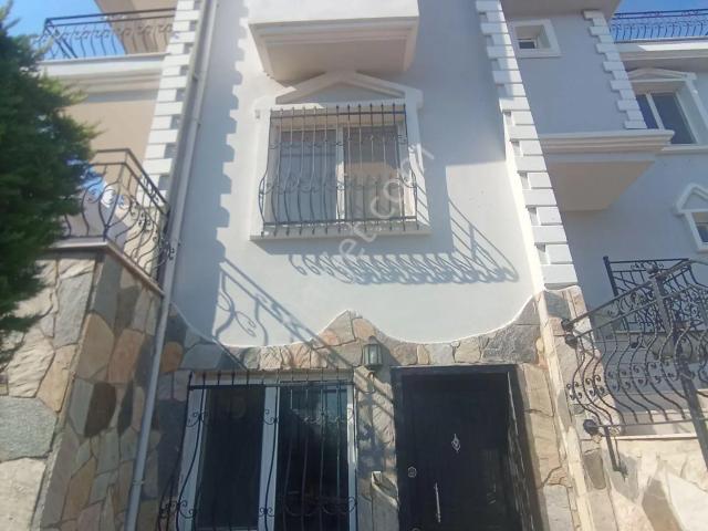 Sahibinden Yelki'de Panoramik Manzaralı 4+1 Kiralık Villa