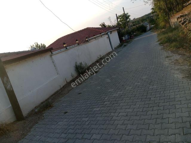 Sahibinden 1085 M2 Satilik Köy Evi
