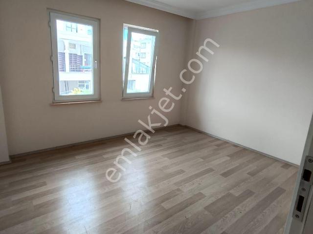 Sahibinden 2+1 Amerikan Mutfak Caddeye Sıfır Daire
