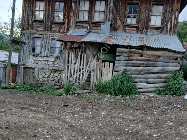 Sahibinden 2 Katlı Köy Evi Ve Ahır