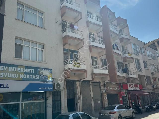 Sahibinden 3+1 Bakımlı Çarşı Merkezde