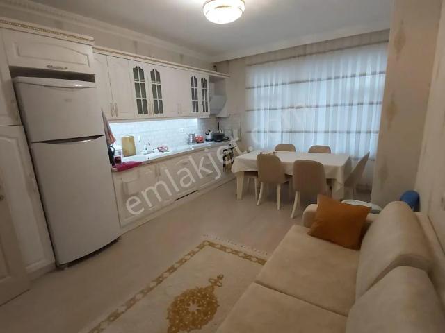 Sahibinden 3+1 Lara Caddesi Plajlara Yakin